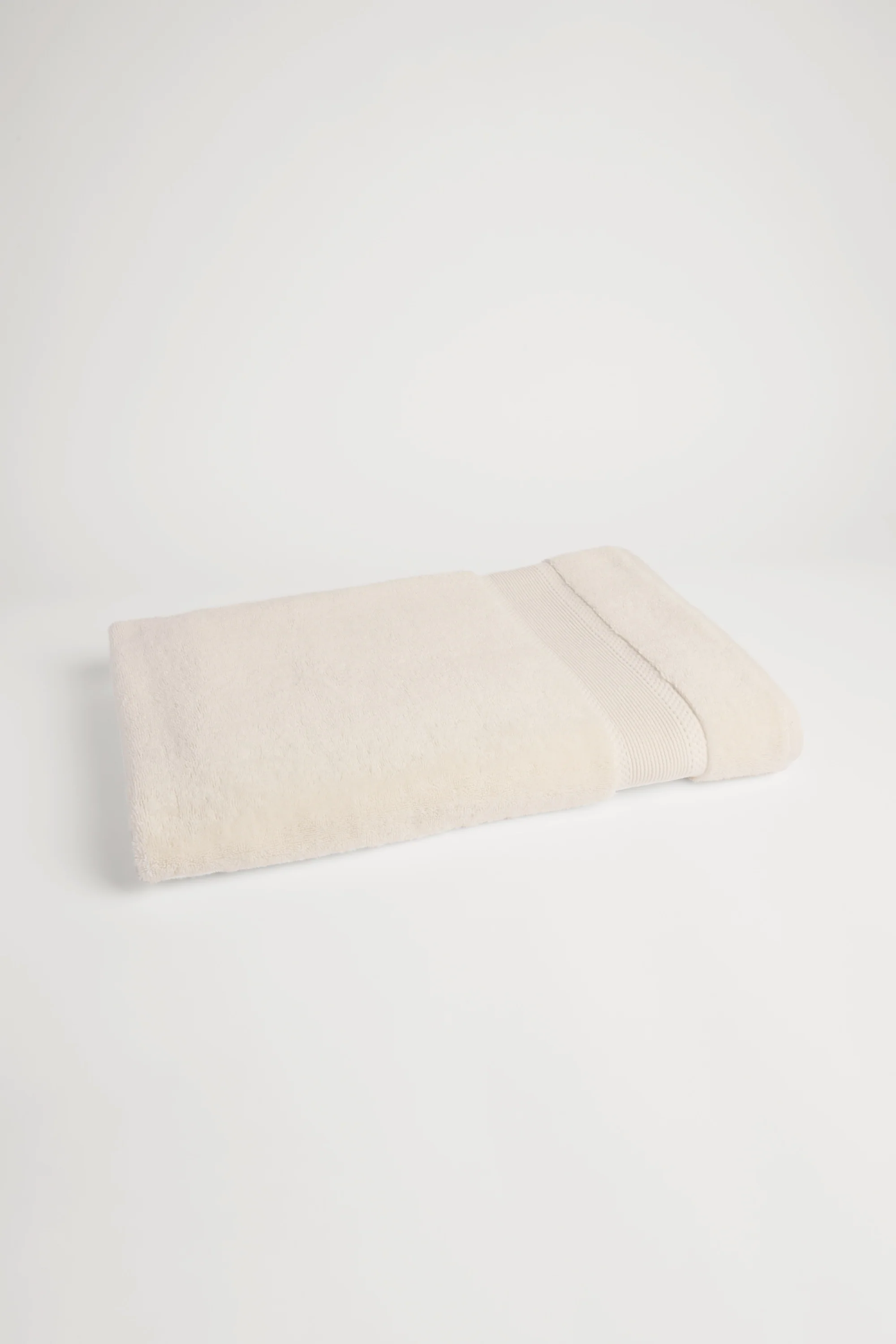 Organic Cotton Bath Sheet - Chalk - Image 3