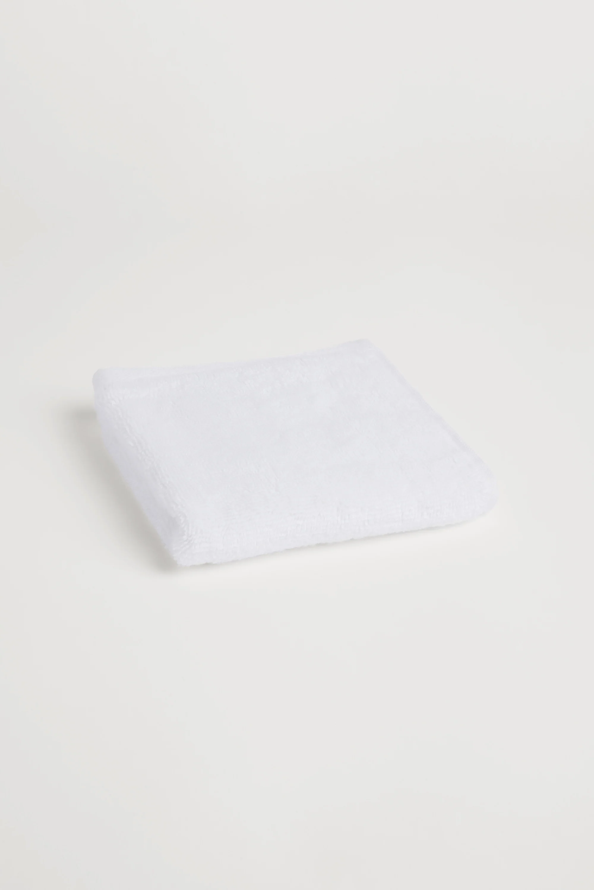 Organic Cotton Face Towel - Classic White - Image 3