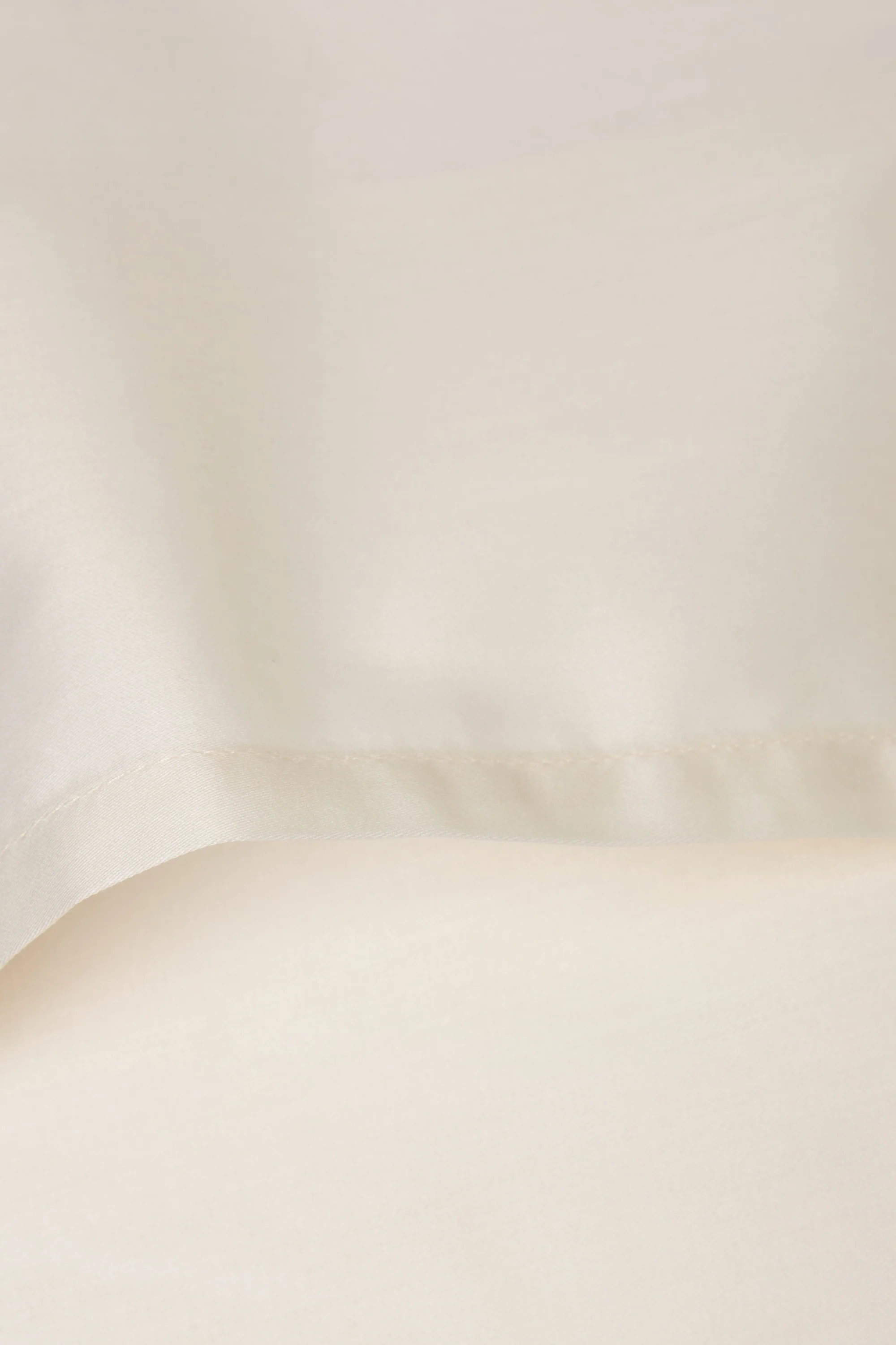 Geo Printed Super King Pillowcases in Natural - Image 2
