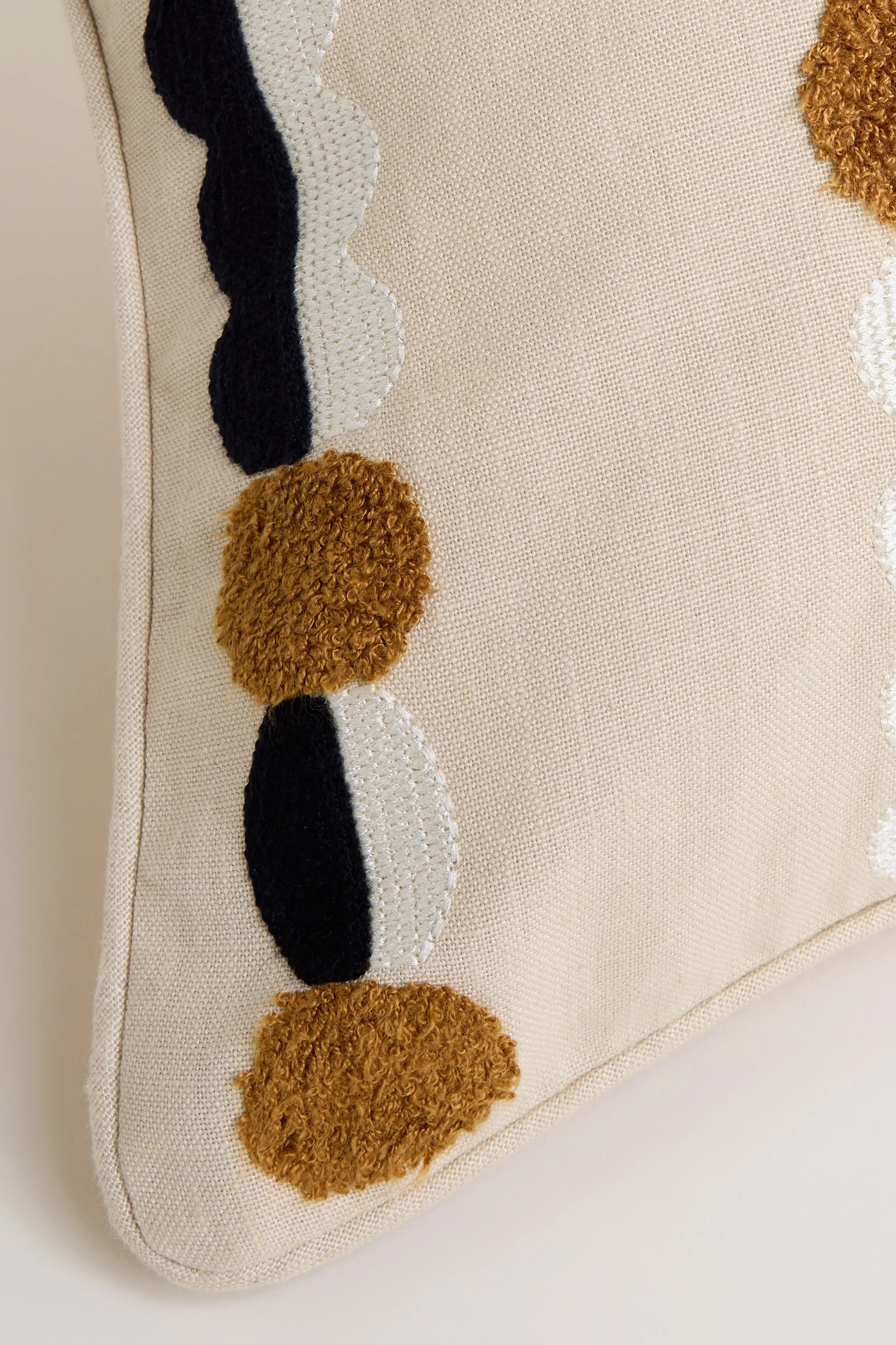 Marigold Cushion Cover - Black + Mustard - Image 3