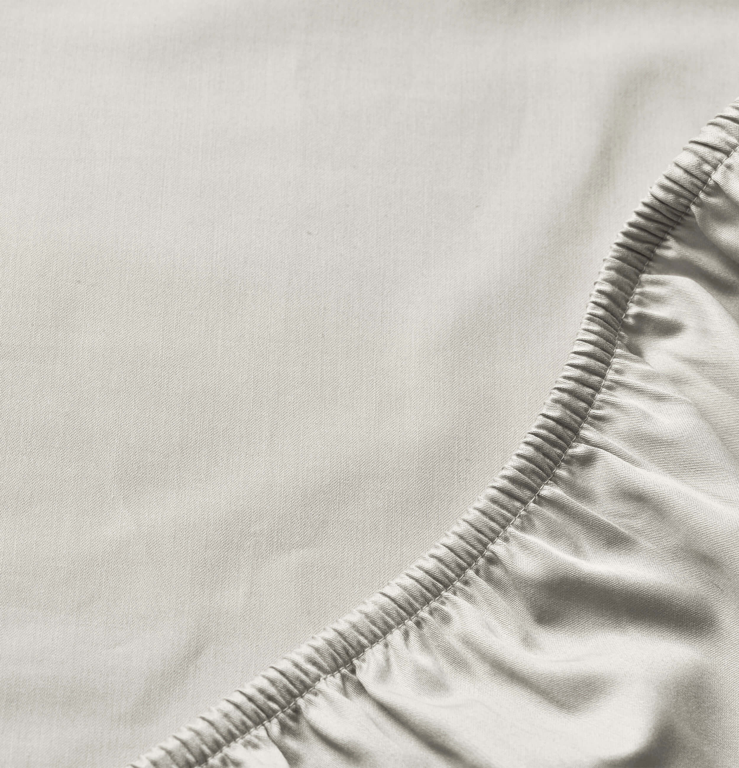 Percale Organic Cotton Fitted Sheet Set - Equinox Silver - Image 3