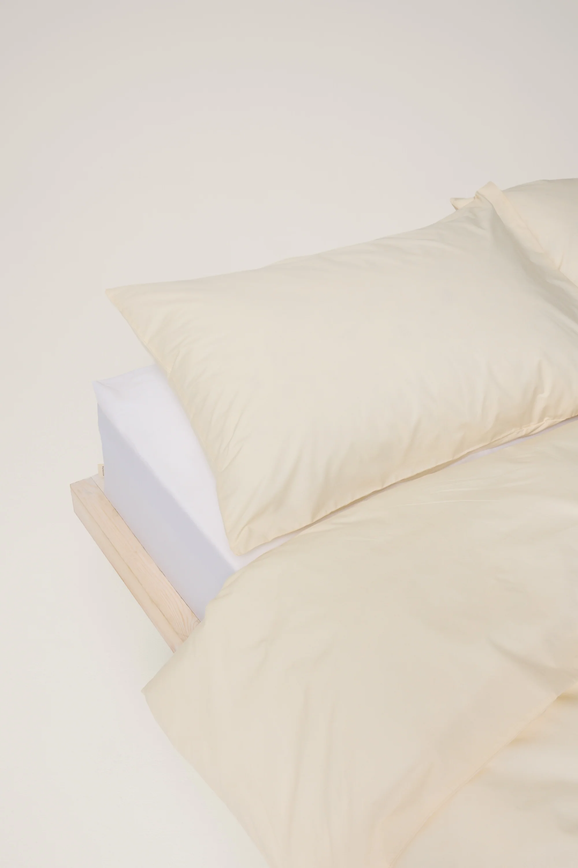 Percale Organic Cotton Duvet Cover - Classic Cream - Image 4
