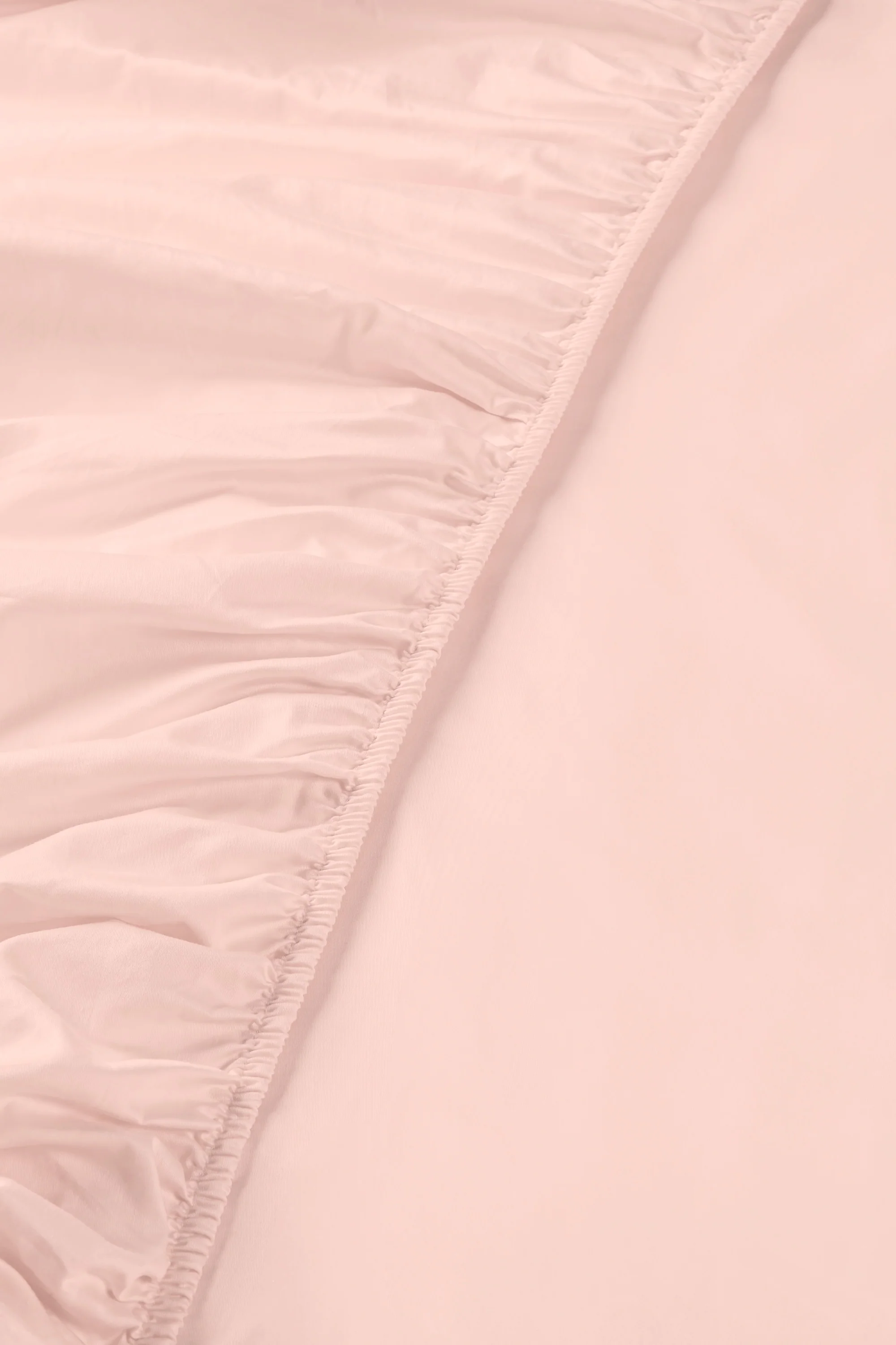 Sateen Organic Cotton Fitted Sheet - Midsummer Pink - Image 3