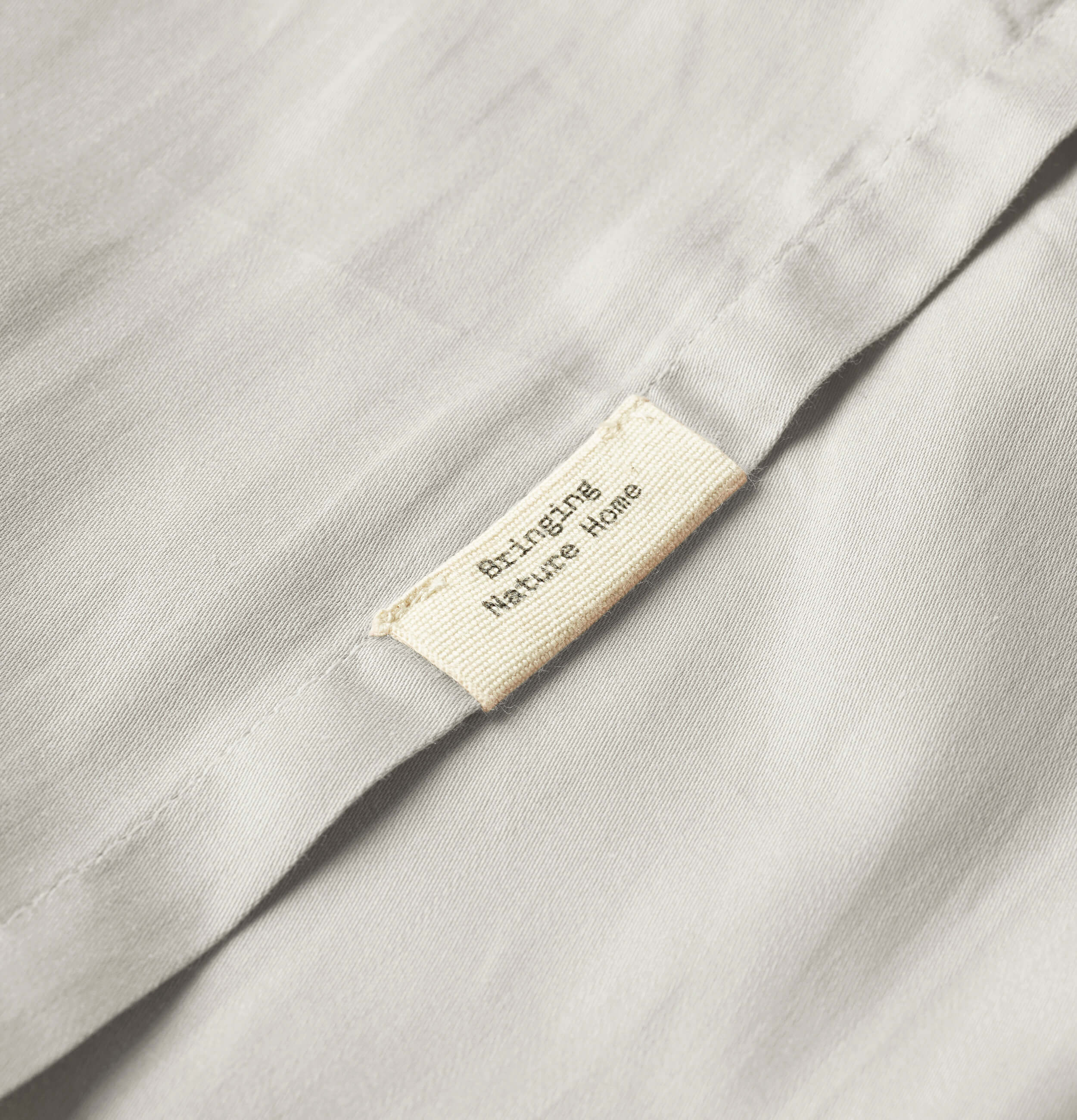 Sateen Organic Cotton Sheet Set - Equinox Silver - Image 6